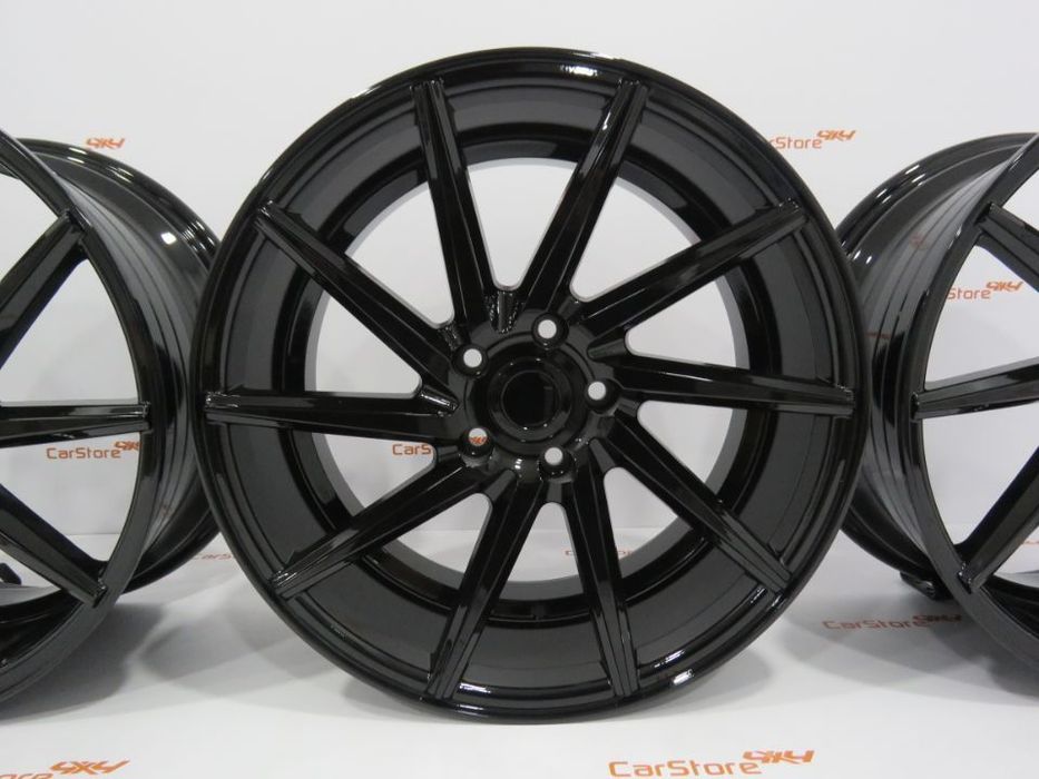 Jantes Look Vossen CVT 18 x 8 et 40 5x112 Preto Brilhante