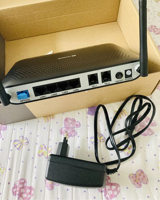 Router Huawei EchoLife HG8245H