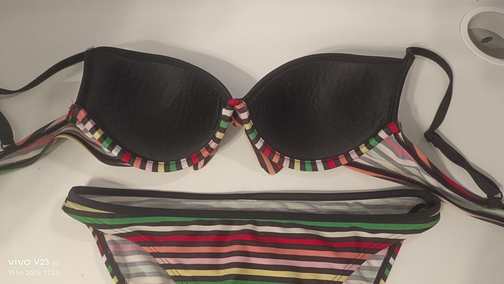 Kostium kąpielowy 70/75 B, rozmiar 36, większe S/M stan idealny