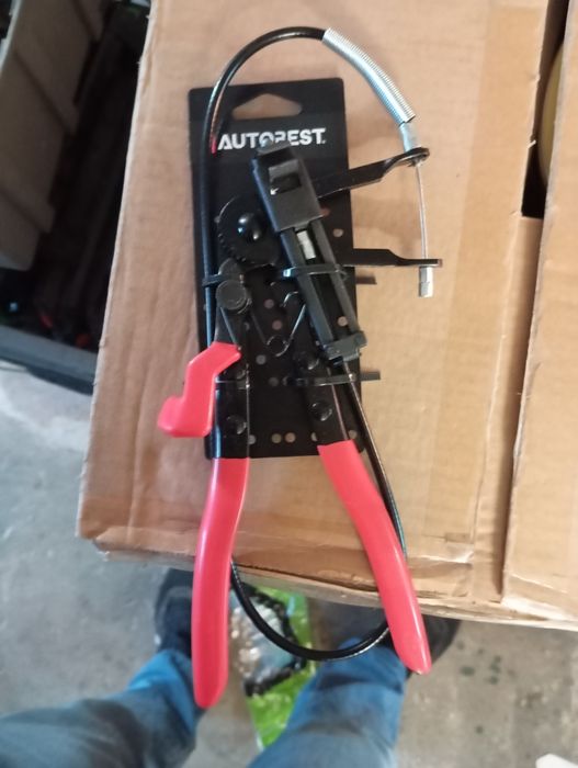 Alicate de abraçadeiras auto