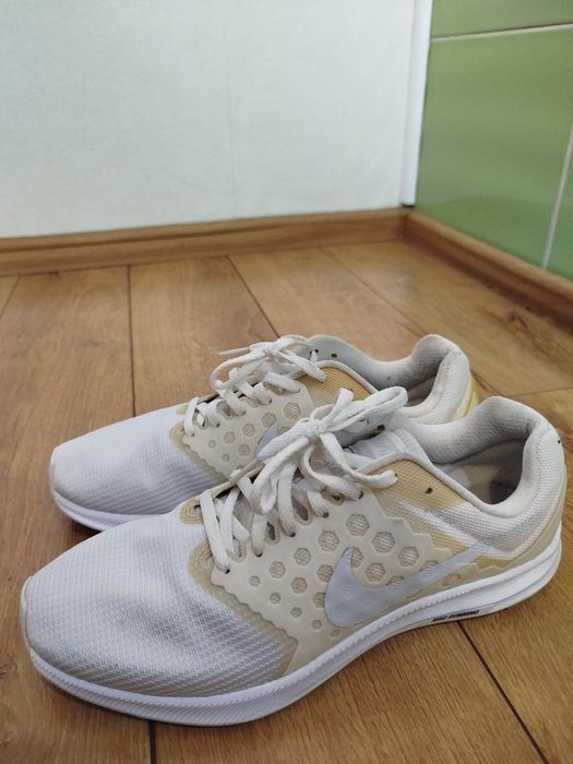 Кросівки Nike Downshifter 7 кросівки найк