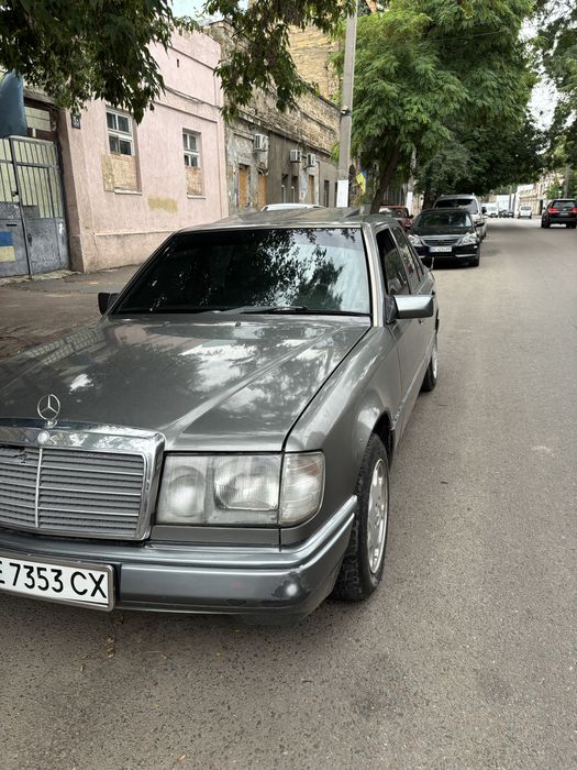 Mercedes-benz.124 E200