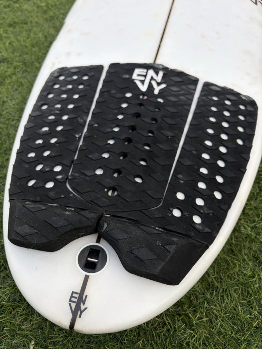 Prancha Envy 5’9’’, modelo Ace