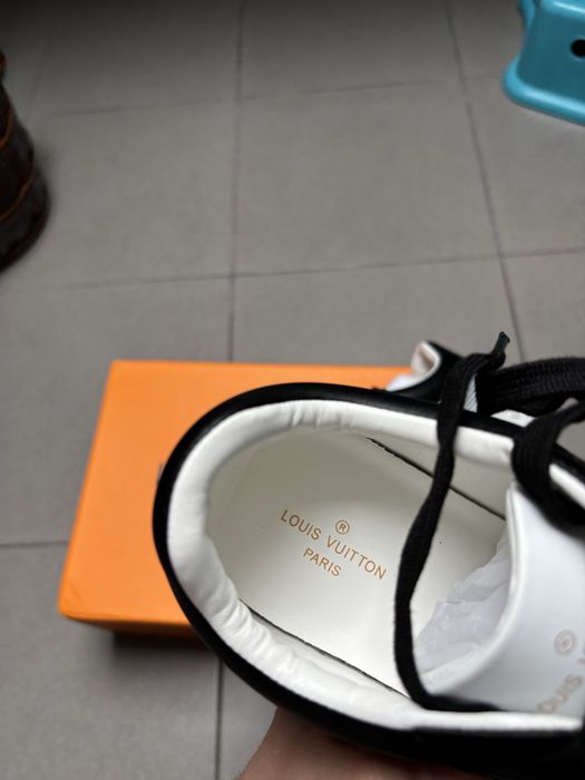 Buty Louis Vuitton Time Out Black