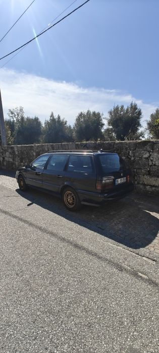 Volkswagen Passat 1.9 TDi APENAS 143 MIL KMS foto 3