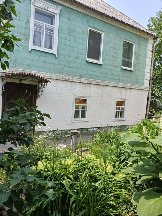 Продам 2-х этажный дом от собственника