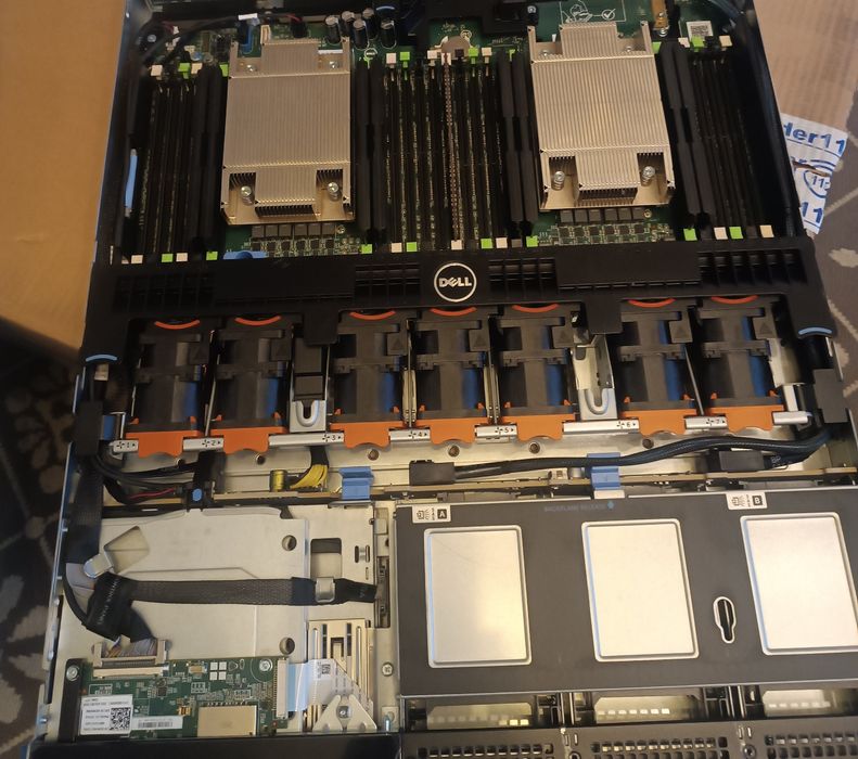 Dell powerEdge r630 nvme! serwer server homelab home assistant mocny