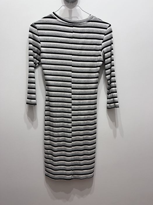 Vestido justo ao corpo