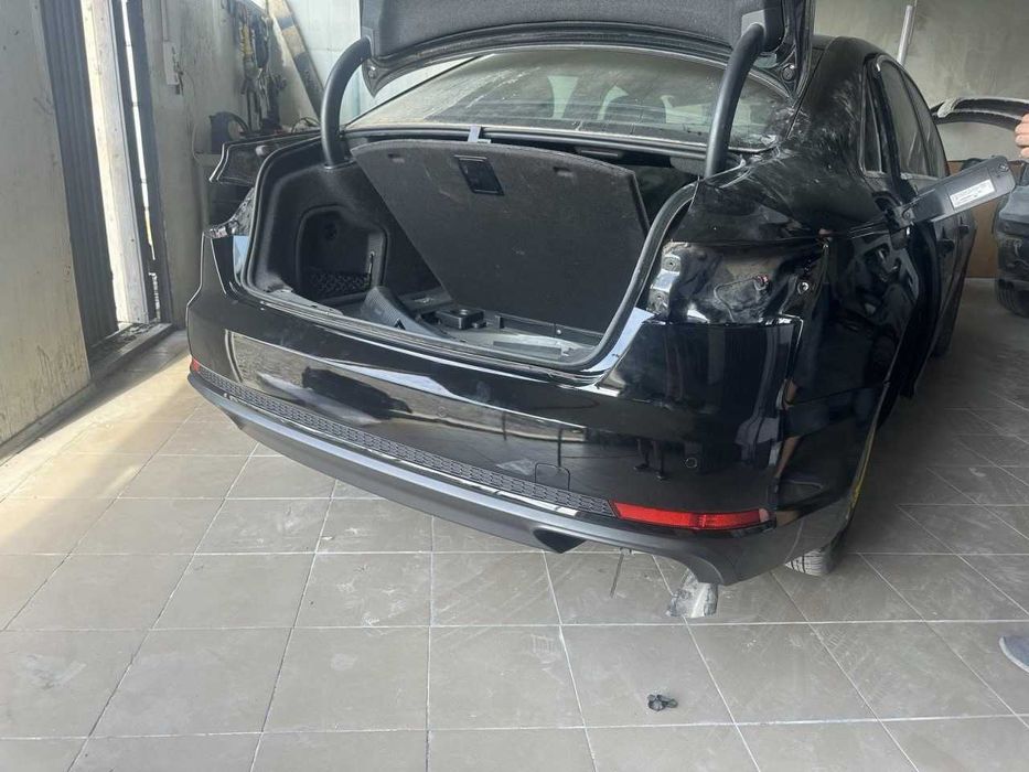 Бампер задній Audi a4 b9 2015-2019  s- line