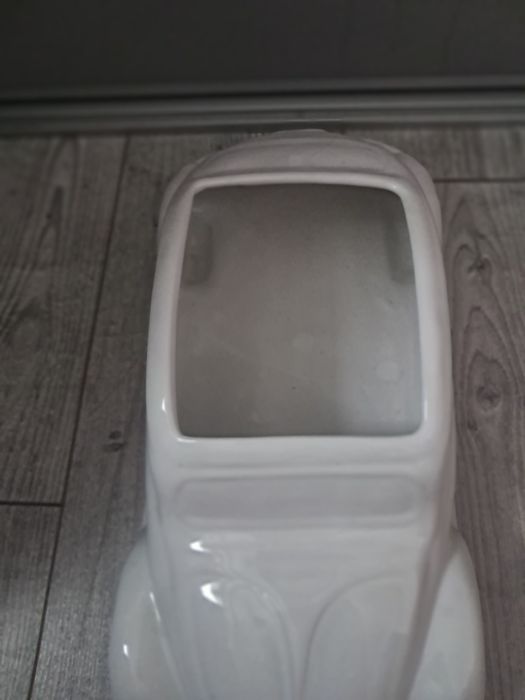 Pojemnik, doniczka,samochód ceramiczna