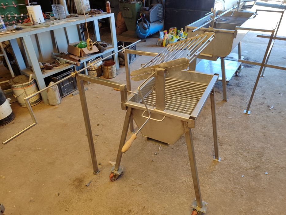 Churrasqueira inox para pernil