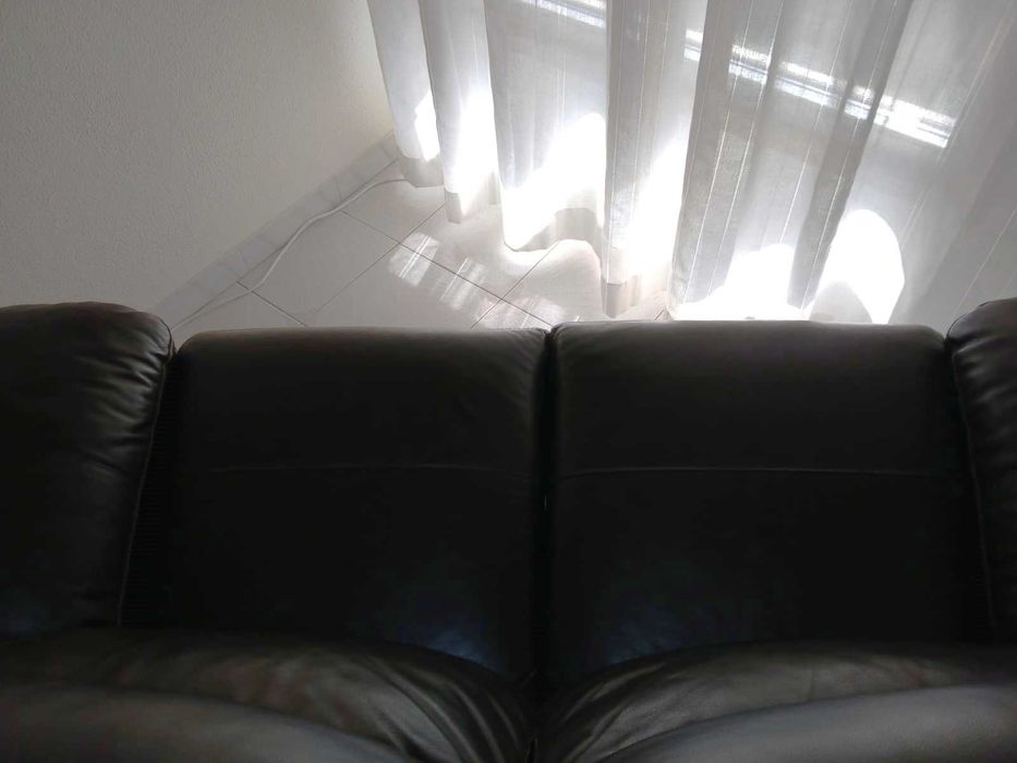 Sofá de pele usado