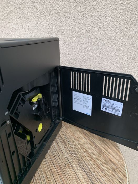 Кофемашшина Saeco Philips HD8762