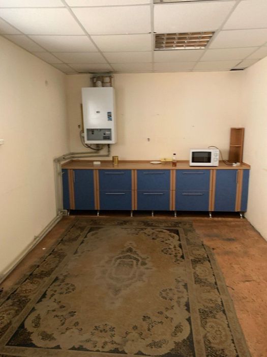 Оренда офісного приміщення 15 м² на вул. Праведників Світу – доступ 24/7