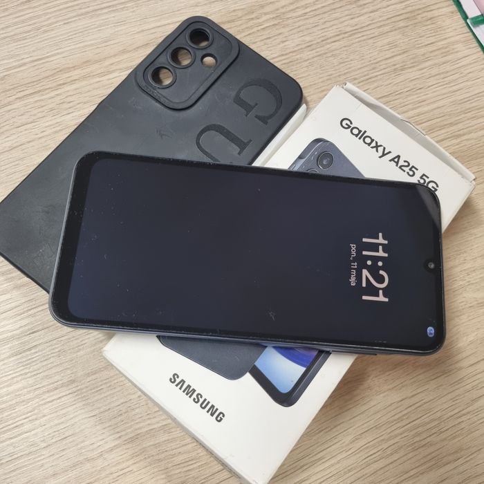 Samsung Galaxy A25 5G etui Guess zestaw