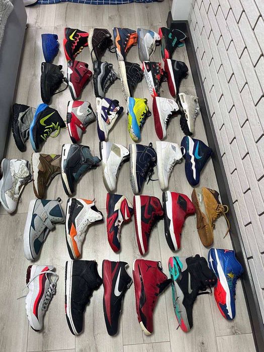 Колекція кросівок Nike & Jordan (ТІЛЬКИ ПРАВІ). Нові Для кастому та декору ремонт взуття