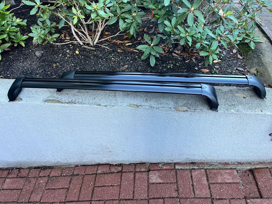 Bagażnik dachowy Toyota highlander belki relingi