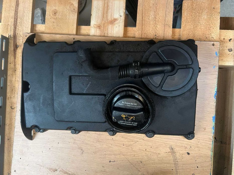Tampa de valvulas Audi Seat Skoda 2.0 tdi