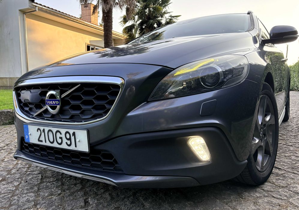 Volvo V40 Cross Country D2 1.6 | Histórico Volvo | Excelente Estado