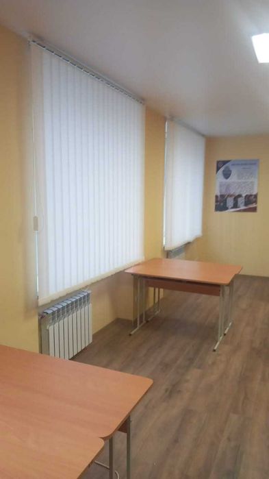 Вертикальні жалюзі для офісу, школи, саду, лікарні