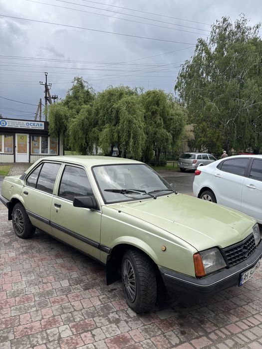 Opel Ascona 1.6 газ/бензин