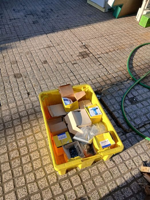 Vendo  pafusos i arrebites so visto i