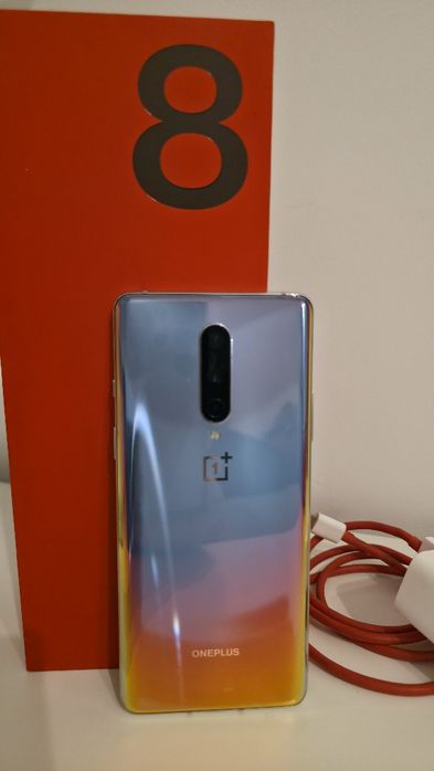 Sprzedam OnePlus 8 stan bardzo dobry