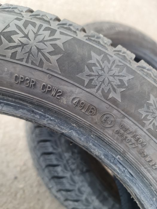 Opony zimowe para 215/55/17 continental .