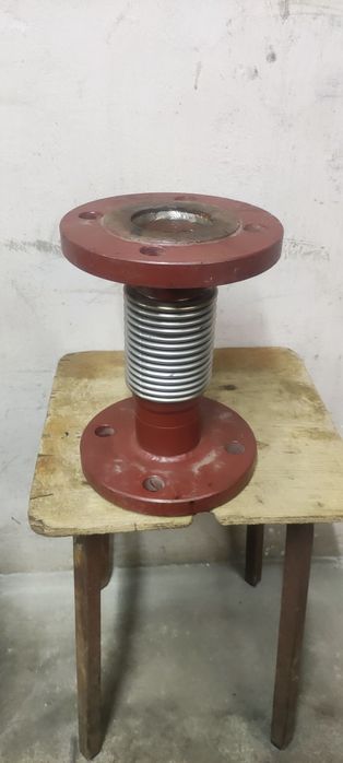 Kompensator stalowy kołnierzowy DN50