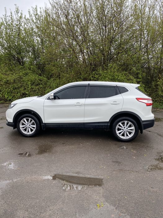Продам Nissan Qashqai