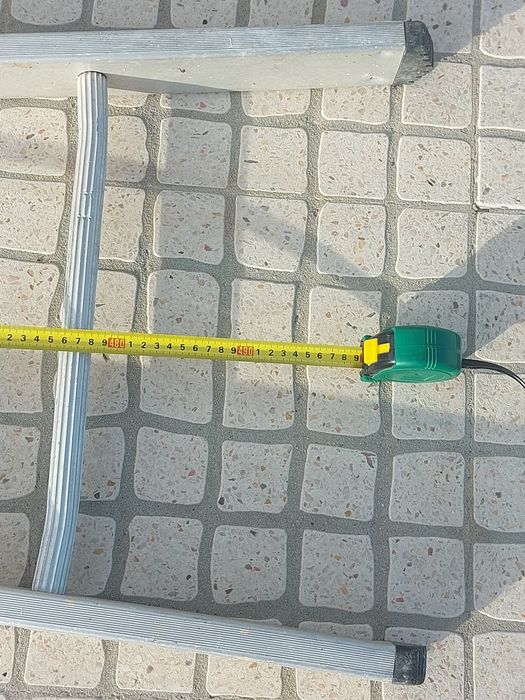 Escada simples de alumínio