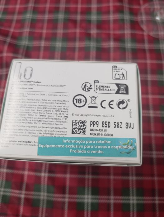 Caixa cartão IQuS ilumia