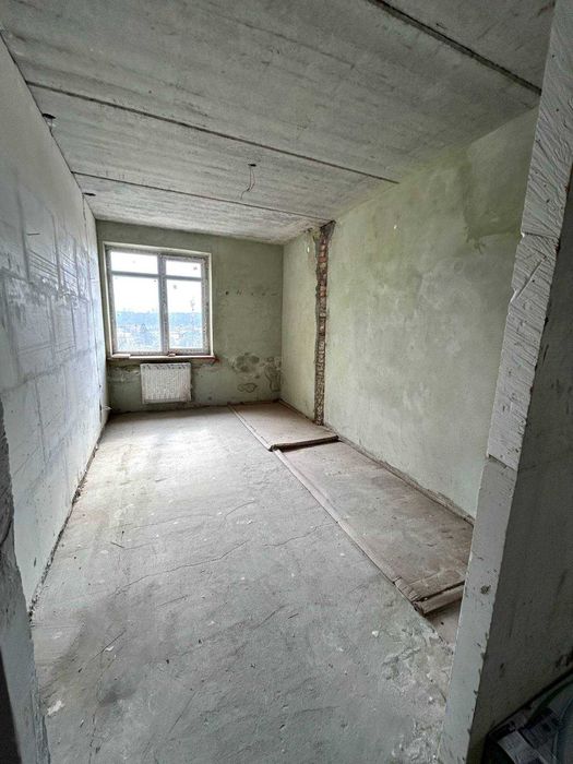 Продаж 5-ти кім. квартири по вул. Личаківська