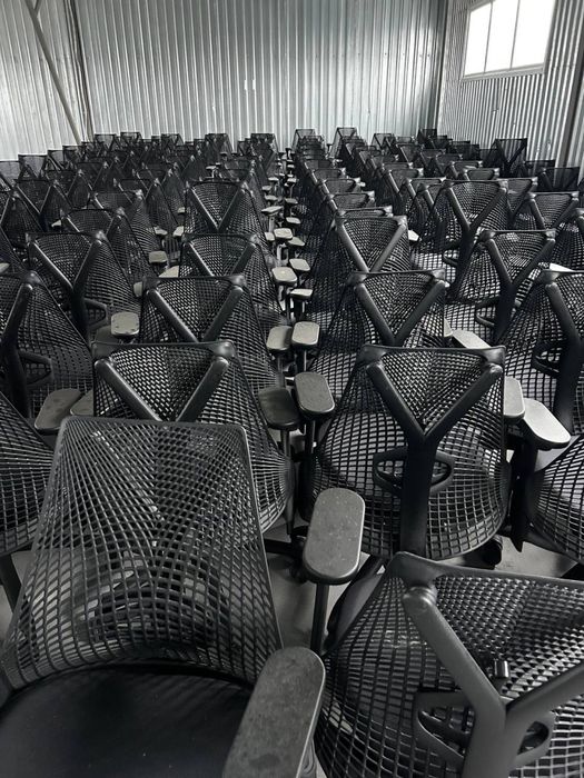 Ортопедичне крісло Herman Miller Sayl 60 штук