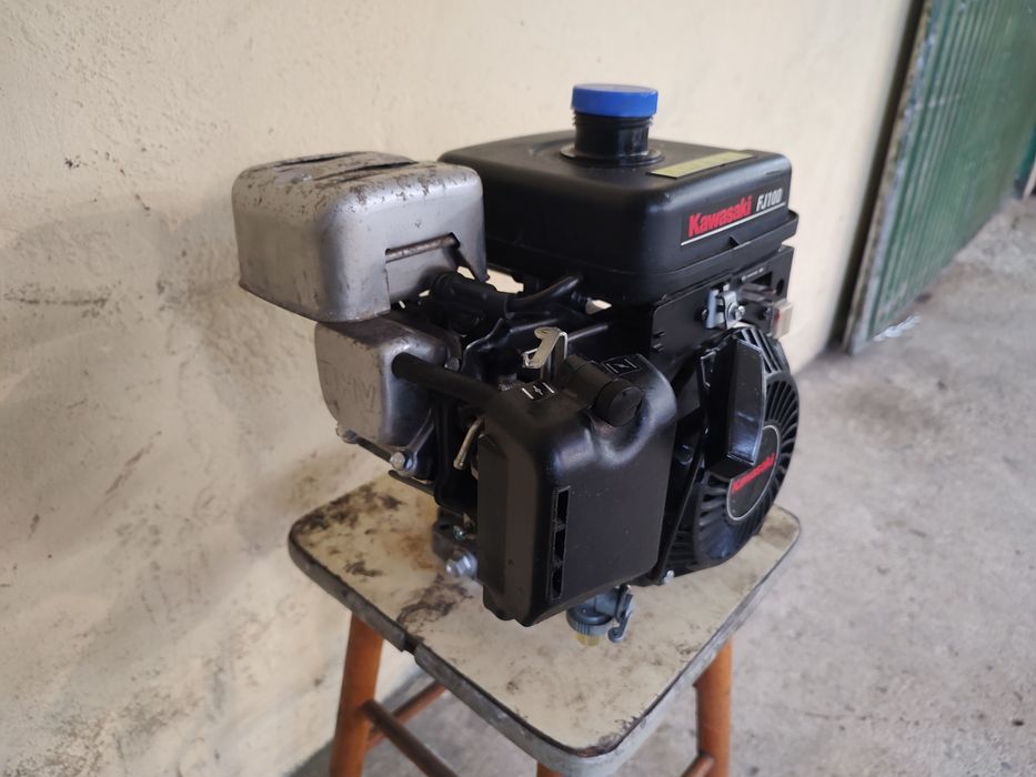 Silnik Kawasaki fj100d poziomy wał 16mm Oryginalny