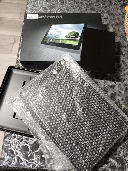 Продам Планшет  Asus