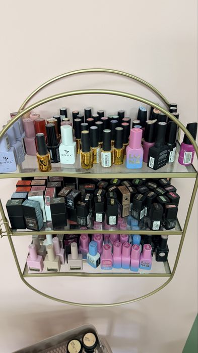 Гель-лаки біля 400 шт