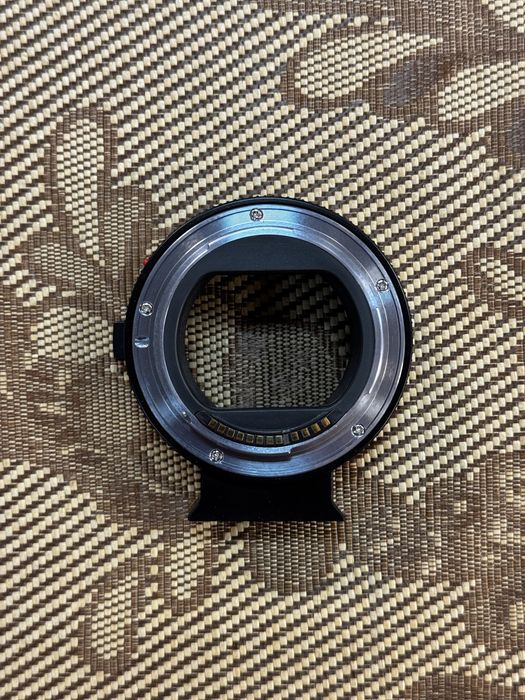 Автофокусний адаптер K&F Concept Canon EF на EOS R ll