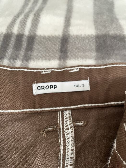 Шорти-Бермуди Cropp нові