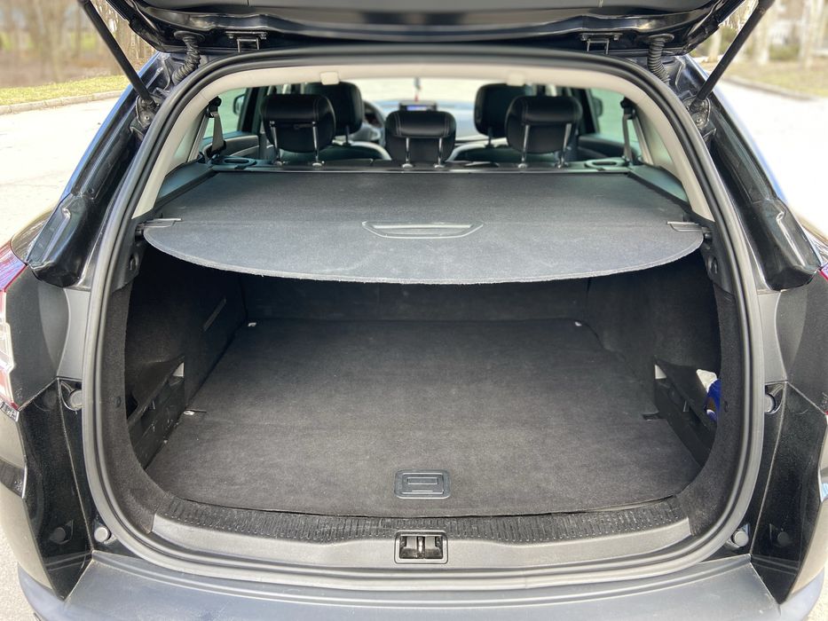 Продам авто рено меган 3 2012г 1.5 дизель BOSE