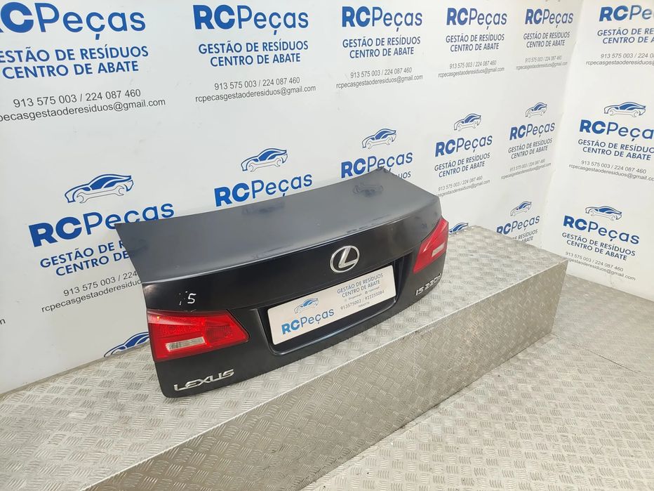 Tampa Porta Mala Original Lexus XE20 IS220d IS250d 2009 - 2013