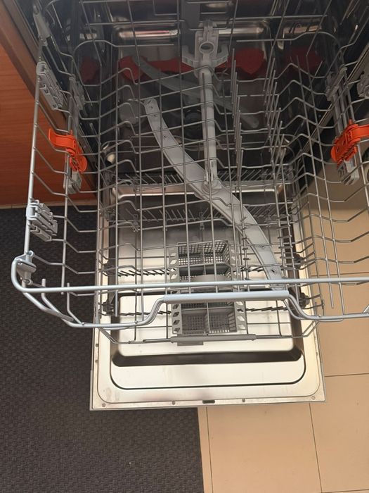Máquina de Lavar Loiça Hotpoint Ariston