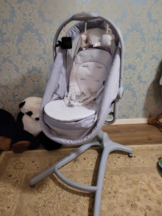 Baby Hug Chicco como novo