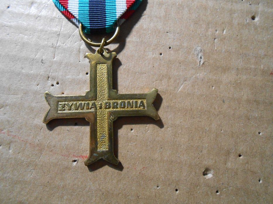 krzyż batalionów chłopskich 1 wersja