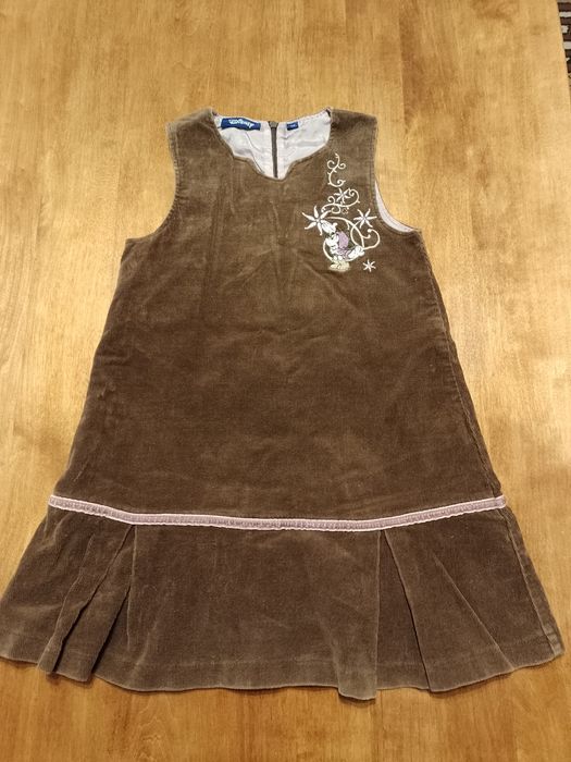 Sztruksowa sukienka Disneya