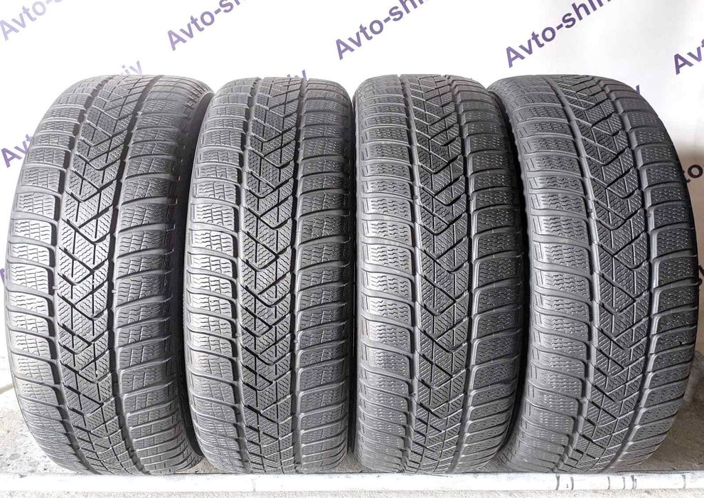 Шини зимові R18 225/45 Pirelli Sottozero 3