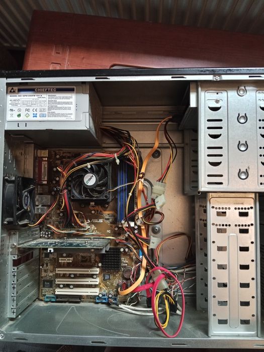 Продам компьютер ASUS M2N.