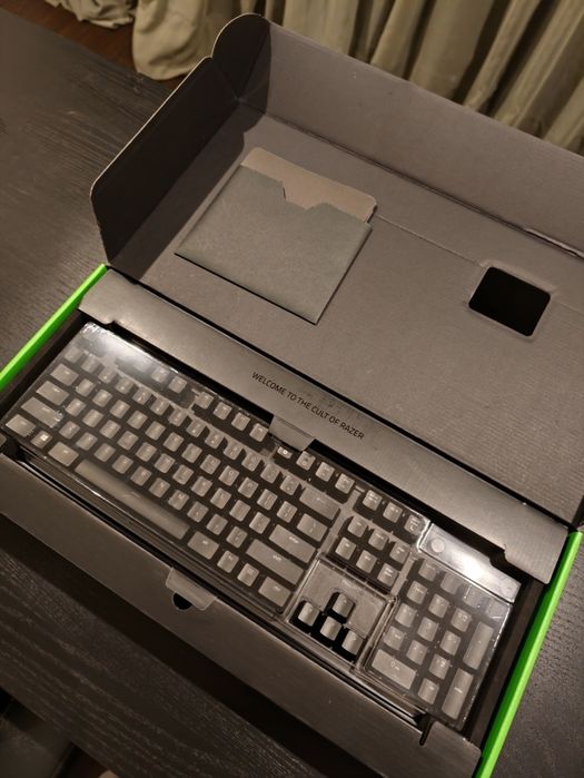 Teclado Gaming Razer Huntsman Elite (Opto-Mecânico) – Com Caixa Original