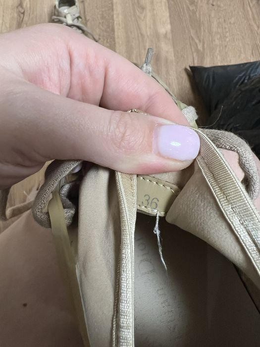 Продам жіночі кросівкі фірми Dior