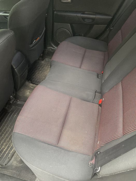 Продам Мазду 3 /2005 року